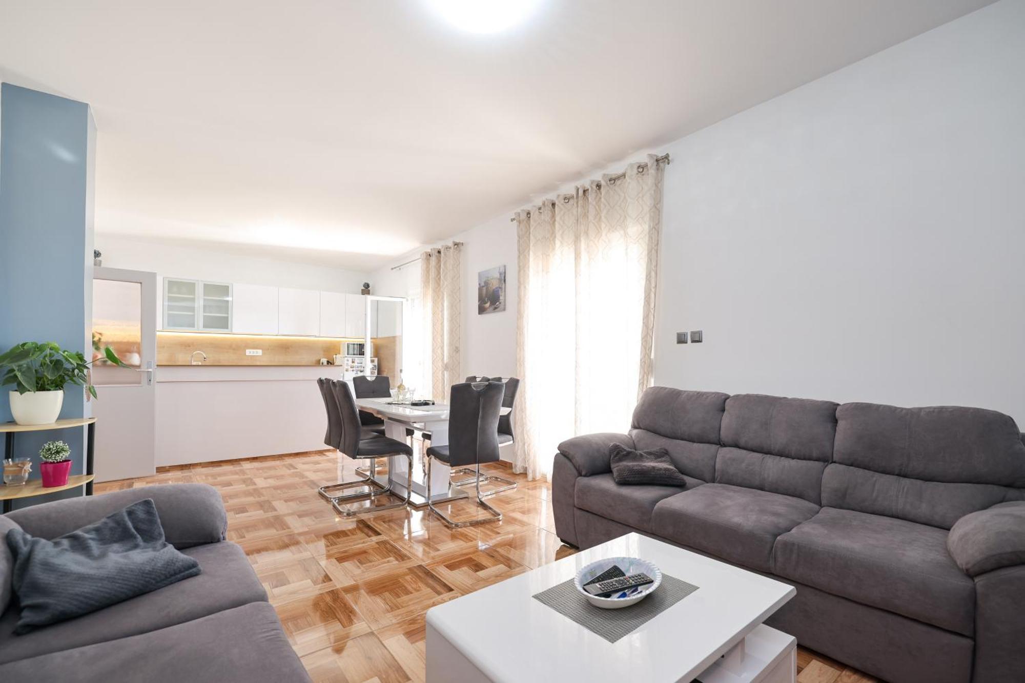 Apartment Pantalon, Big Terrace And Free Parking Задар Екстериор снимка