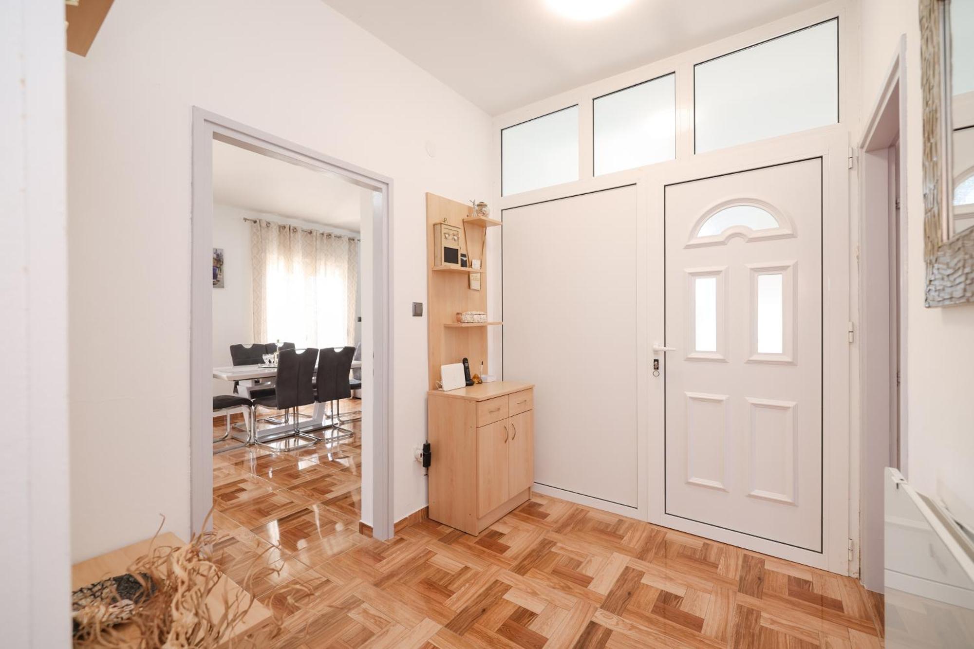 Apartment Pantalon, Big Terrace And Free Parking Задар Екстериор снимка